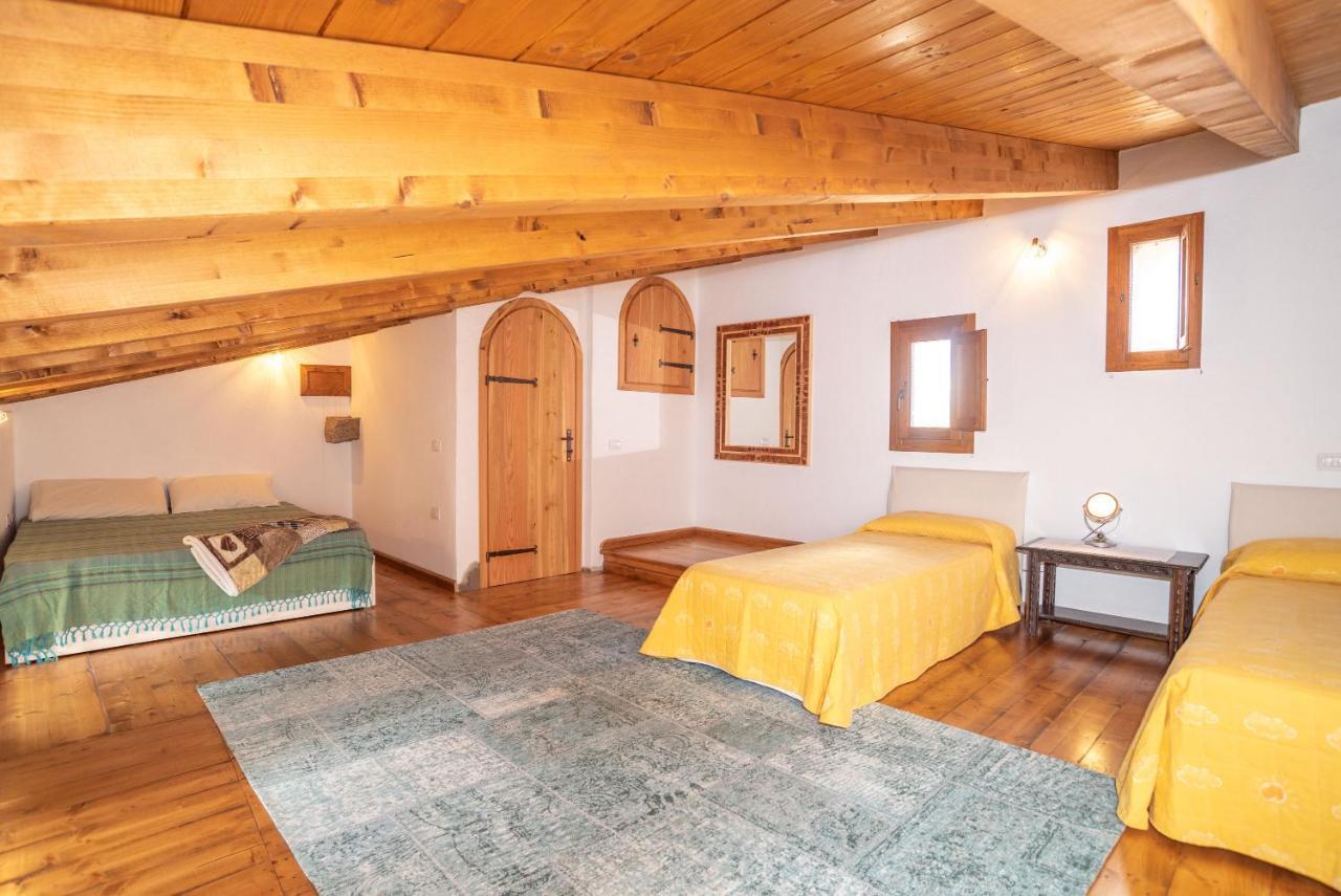 Вилла Casa Santa Croce Ala dei Sardi Экстерьер фото
