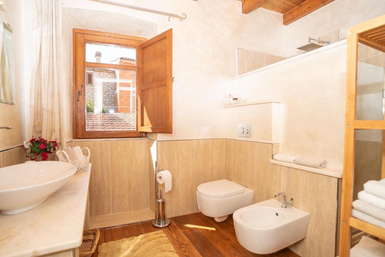 Вилла Casa Santa Croce Ala dei Sardi Экстерьер фото