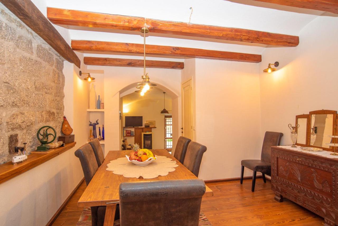Вилла Casa Santa Croce Ala dei Sardi Экстерьер фото